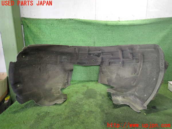 2UPJ-24021090]アウディ・A5 カブリオレ(8FCALF)右前フェンダーライナー 中古_m0002.jpg