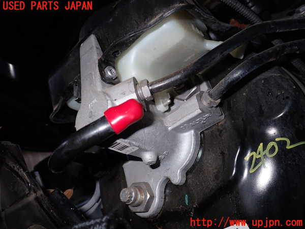 2UPJ-24024050]アウディ・A5 カブリオレ(8FCALF)ブレーキマスターシリンダー 中古_m0003.jpg