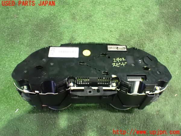 2UPJ-24026170]アウディ・A5 カブリオレ(8FCALF)スピードメーター 中古_m0002.jpg