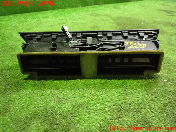 2UPJ-24027526]アウディ・A5 カブリオレ(8FCALF)エアコン吹き出し口1 (真中) 中古_m0002.jpg