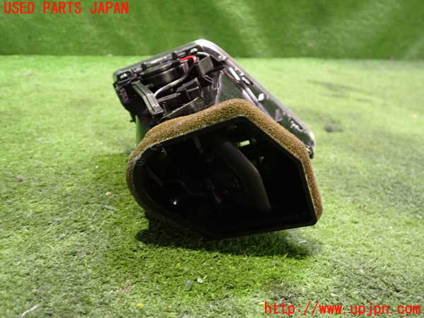 2UPJ-24027528]アウディ・A5 カブリオレ(8FCALF)エアコン吹き出し口3 (左) 中古_m0002.jpg