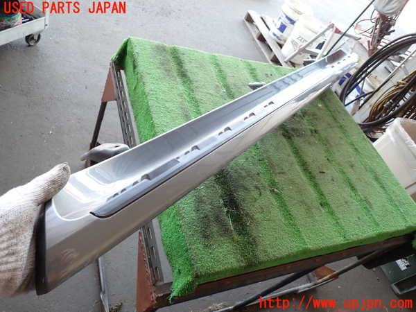 2UPJ-24041392]ランクルプラド(RZJ120W)左サイドステップ 中古_m0003.jpg