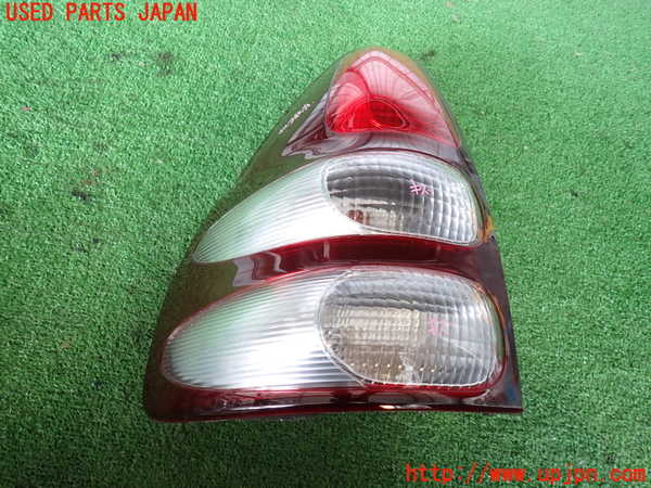 2UPJ-24041536]ランクルプラド(RZJ120W)左テールランプ 中古_m0001.jpg