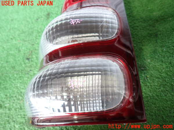 2UPJ-24041536]ランクルプラド(RZJ120W)左テールランプ 中古_m0002.jpg