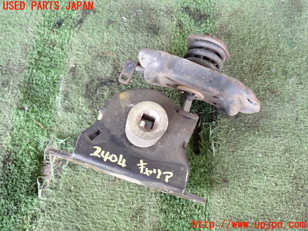 2UPJ-24041700]ランクルプラド(RZJ120W)スペアタイヤキャリア 中古_m0002.jpg