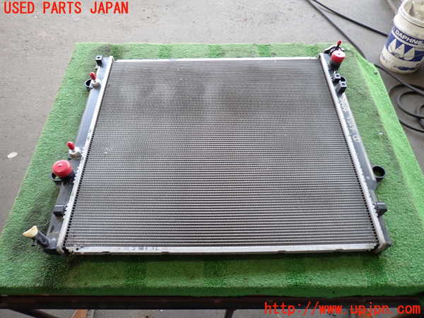 2UPJ-24042321]ランクルプラド(RZJ120W)ラジエーター1 【ジャンク品】 中古_m0001.jpg