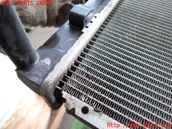 2UPJ-24042321]ランクルプラド(RZJ120W)ラジエーター1 【ジャンク品】 中古_m0003.jpg