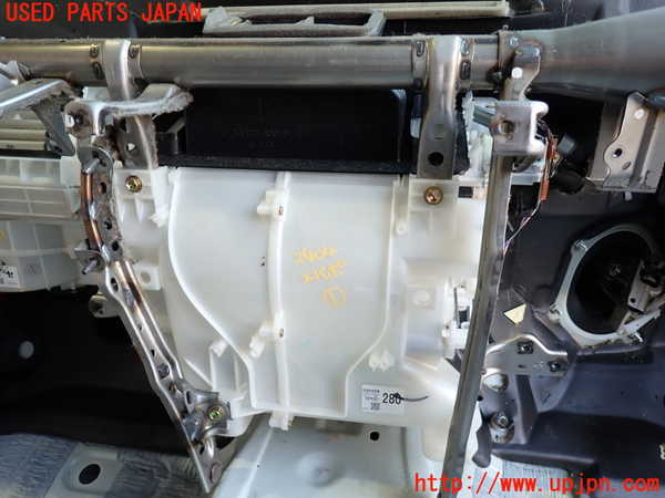 2UPJ-24046081]ランクルプラド(RZJ120W)エバポレーター1 中古_m0001.jpg