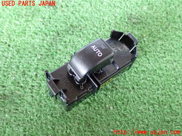 2UPJ-24046245]ランクルプラド(RZJ120W)左前パワーウィンドウスイッチ 中古_m0001.jpg