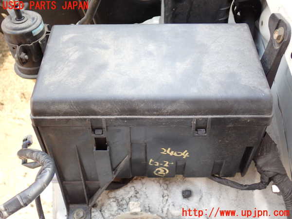 2UPJ-24046742]ランクルプラド(RZJ120W)ヒューズボックス2 中古_m0001.jpg