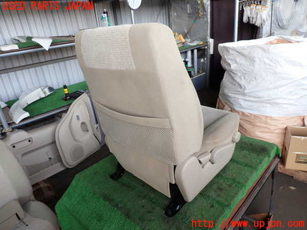 2UPJ-24047035]ランクルプラド(RZJ120W)運転席シート 中古_m0003.jpg