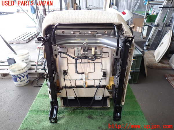 2UPJ-24047065]ランクルプラド(RZJ120W)助手席シート 中古_m0005.jpg