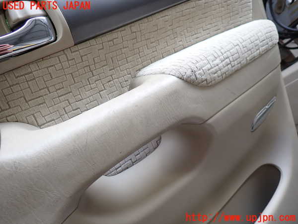 2UPJ-24041234]ランクルプラド(RZJ120W)右前ドア内張り 中古_m0002.jpg