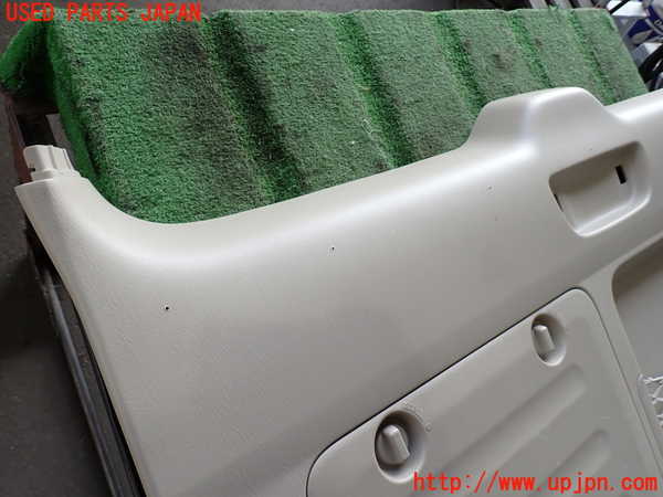 2UPJ-24041578]ランクルプラド(RZJ120W)バックドア内張り 中古_m0002.jpg