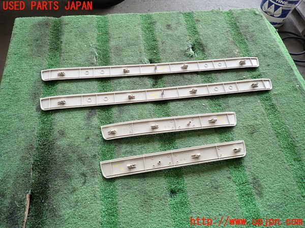 2UPJ-24047740]ランクルプラド(RZJ120W)スカッフプレート 中古_m0004.jpg