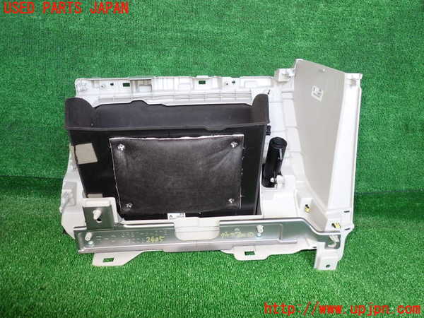 2UPJ-24057516]アテンザ セダン(MAZDA6)(GJ5FP)グローブボックス1 中古_m0005.jpg