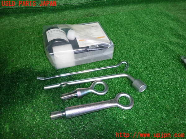 5UPJ-24057805]アテンザ セダン(MAZDA6)(GJ5FP)車載工具 中古_m0001.jpg