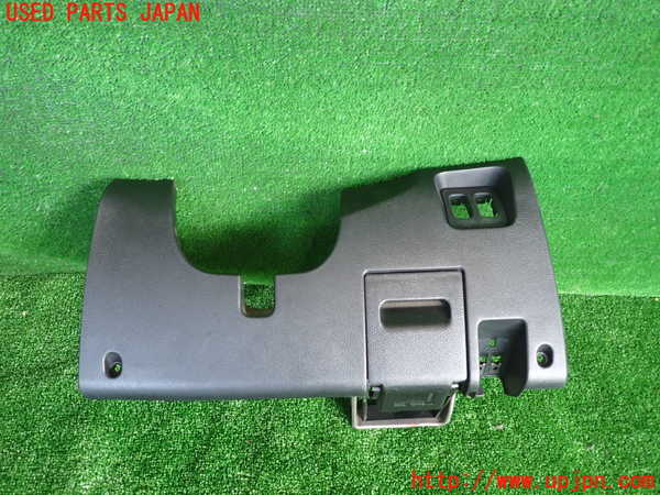 5UPJ-24067841]ランエボ8(CT9A)小物入れ1 中古_m0001.jpg