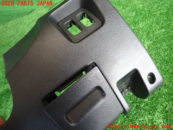 5UPJ-24067841]ランエボ8(CT9A)小物入れ1 中古_m0004.jpg