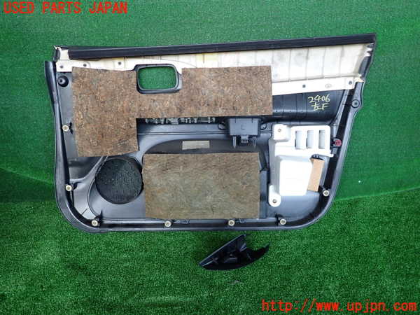5UPJ-24061264]ランエボ8(CT9A)左前ドア内張り 中古_m0002.jpg