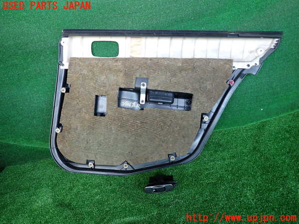 5UPJ-24061324]ランエボ8(CT9A)左後ドア内張り 中古_m0002.jpg