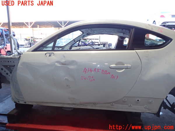 5UPJ-24071260]BRZ(86)(ZD8)左ドア 【ジャンク品】 中古(43R-00034 M2H4)_m0002.jpg
