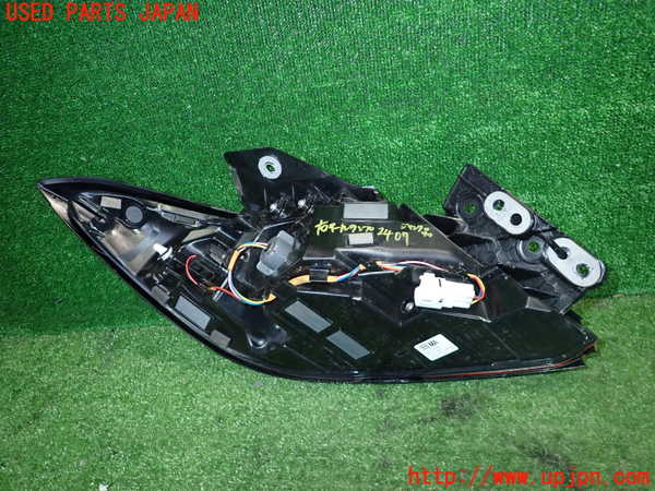 2UPJ-24071530]BRZ(86)(ZD8)右テールランプ 【ジャンク品】 中古_m0003.jpg