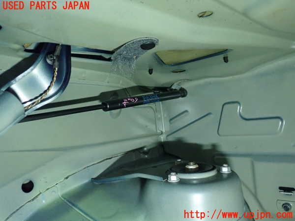 1UPJ-24091506]BMW 630i クーペ E63(EH30)トランクダンパー 中古_m0002.jpg