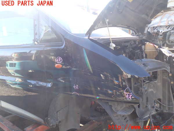 1UPJ-24101080]デリカ スペースギア(PD6W)右前フェンダー 中古_m0001.jpg