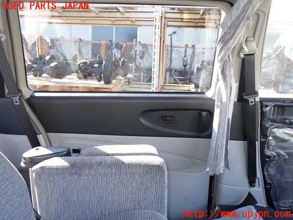 5UPJ-24101320]デリカ スペースギア(PD6W)左後ドア 中古_m0004.jpg