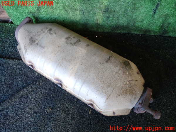 1UPJ-24102661]デリカ スペースギア(PD6W)触媒1 中古_m0002.jpg