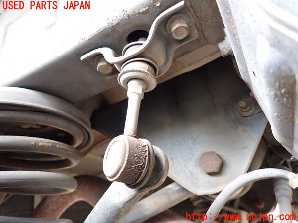 5UPJ-24105445]デリカ スペースギア(PD6W)リアスタビライザー 中古_m0002.jpg