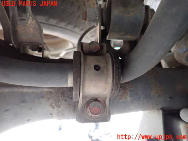 5UPJ-24105445]デリカ スペースギア(PD6W)リアスタビライザー 中古_m0003.jpg