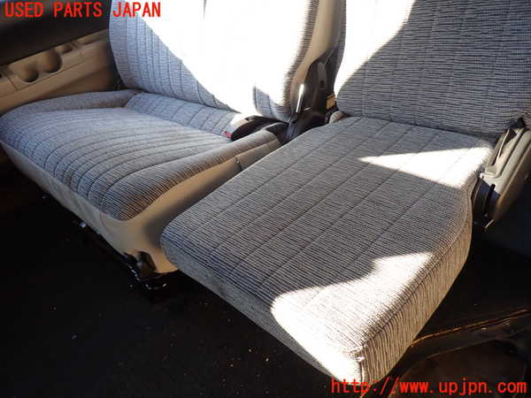 1UPJ-24107125]デリカ スペースギア(PD6W)2列目シート 中古_m0003.jpg