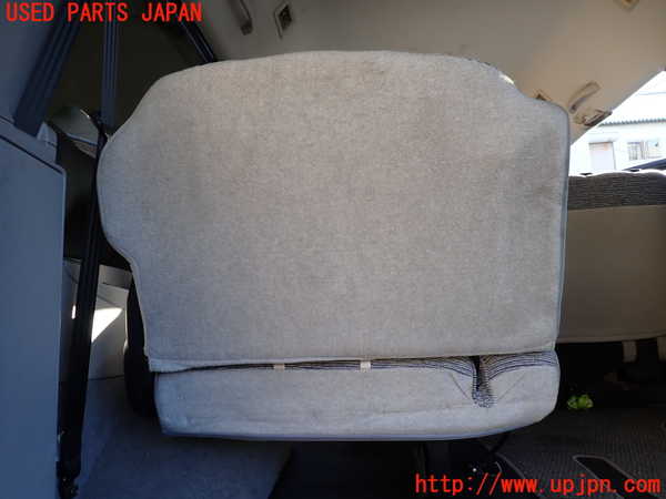 1UPJ-24107265]デリカ スペースギア(PD6W)左3列目シート 中古_m0004.jpg