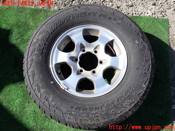 1UPJ-24109028]デリカ スペースギア(PD6W)タイヤ　ホイール　1本③ 225/80R15 中古_m0001.jpg