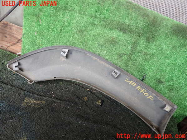5UPJ-24111446]ハイラックスサーフ(KZN185W)左後オーバーフェンダー 中古_m0003.jpg