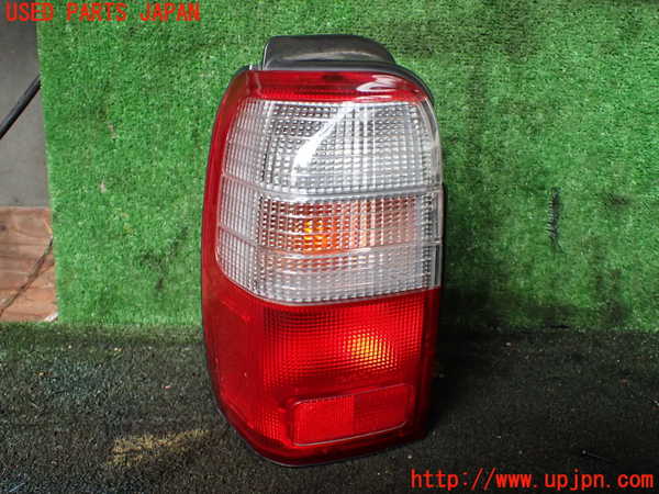 5UPJ-24111536]ハイラックスサーフ(KZN185W)左テールランプ 中古_m0001.jpg