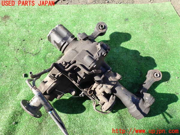 5UPJ-24114350]ハイラックスサーフ(KZN185W)フロントデフ 中古_m0001.jpg