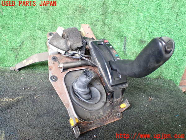 1UPJ-24117555]ハイラックスサーフ(KZN185W)ATシフトレバー 中古_m0001.jpg