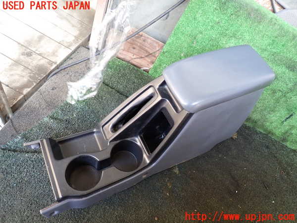 5UPJ-24117540]ハイラックスサーフ(KZN185W)センターコンソール 中古_m0001.jpg