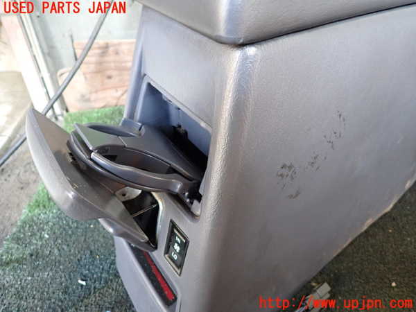 5UPJ-24117540]ハイラックスサーフ(KZN185W)センターコンソール 中古_m0004.jpg