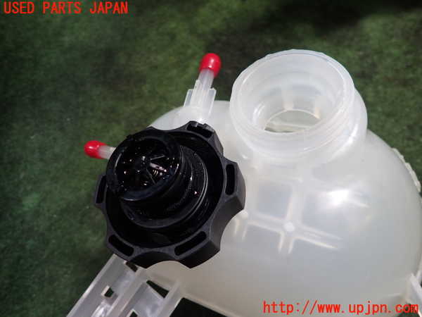 1UPJ-24122410]ジープ・コマンダー(H620)ラジエータータンク 中古_m0003.jpg