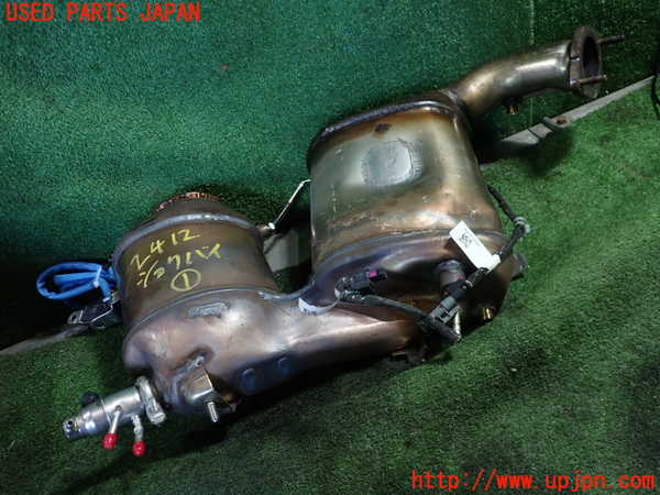 1UPJ-24122661]ジープ・コマンダー(H620)触媒1 ジャンク部品取り_m0002.jpg