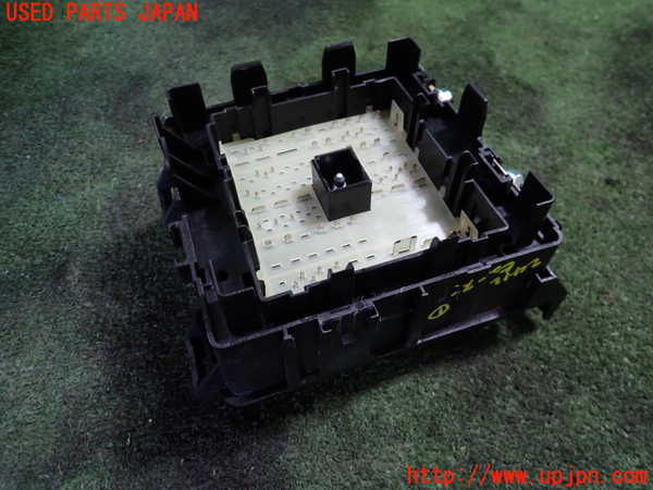 1UPJ-24126741]ジープ・コマンダー(H620)ヒューズボックス1 中古_m0002.jpg