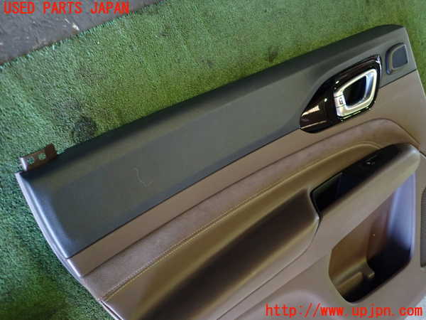 1UPJ-24121324]ジープ・コマンダー(H620)左後ドア内張り 中古_m0002.jpg