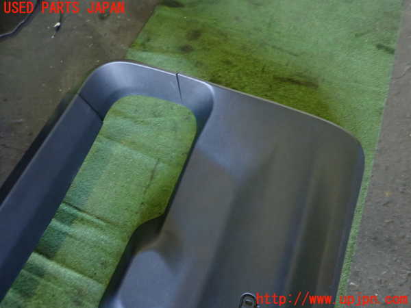 1UPJ-24121578]ジープ・コマンダー(H620)バックドア内張り 中古_m0002.jpg