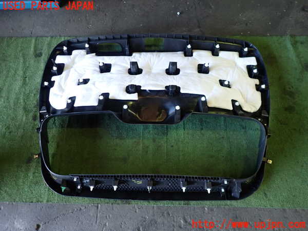1UPJ-24121578]ジープ・コマンダー(H620)バックドア内張り 中古_m0005.jpg