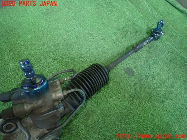 5UPJ-24134235]ハイエースワゴン100系(KZH100G)パワステギアボックス 中古_m0003.jpg