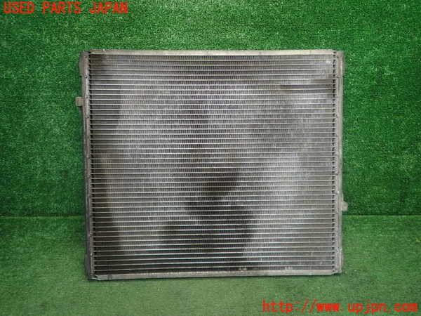 1UPJ-24136031]ハイエースワゴン100系(KZH100G)エアコンコンデンサー1 中古_m0002.jpg